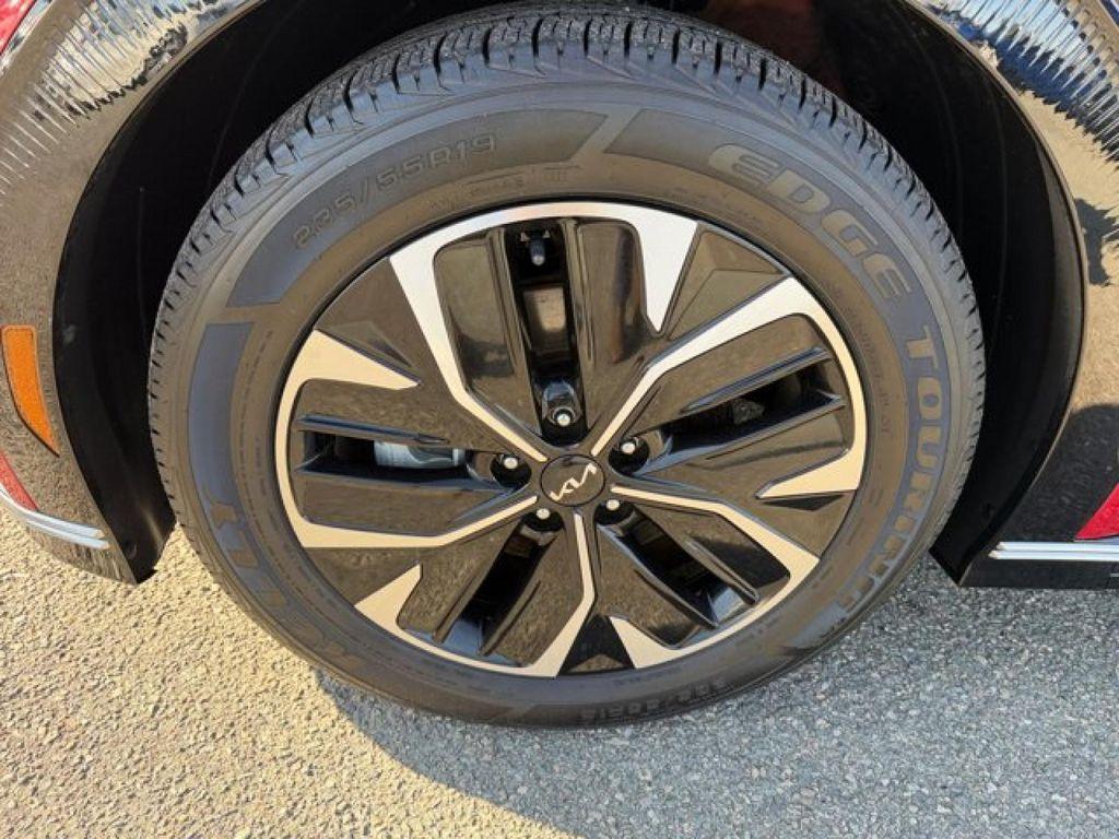 used 2022 Kia EV6 car, priced at $17,495