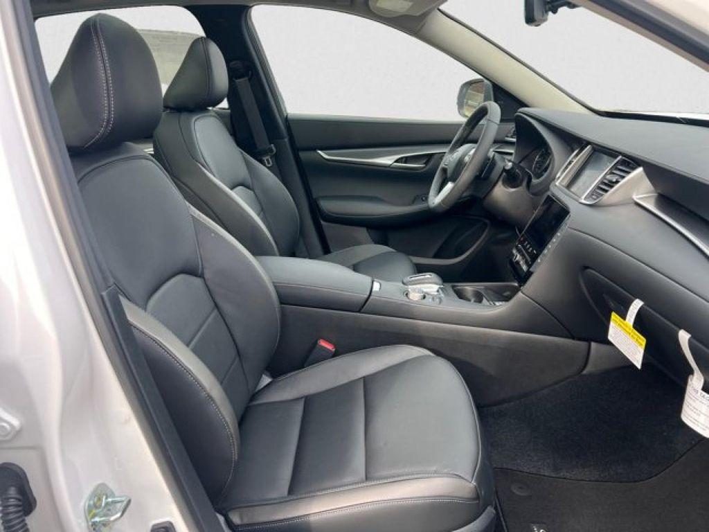 new 2025 INFINITI QX50 car, priced at $39,484