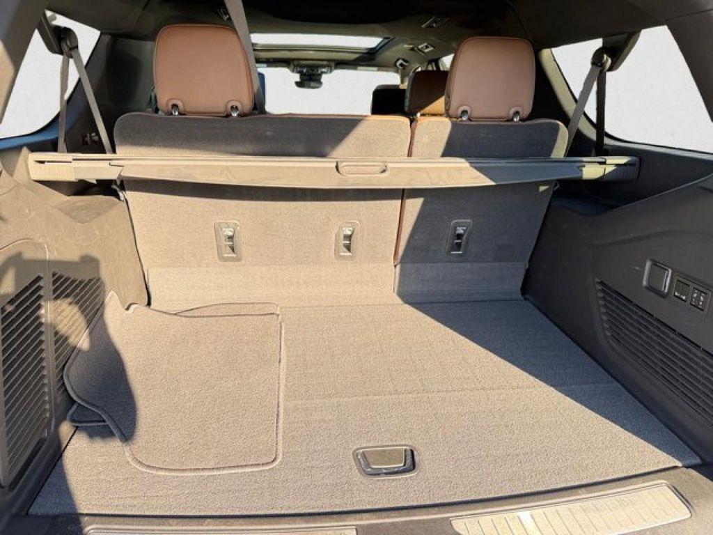 used 2023 Chevrolet Suburban car, priced at $71,995