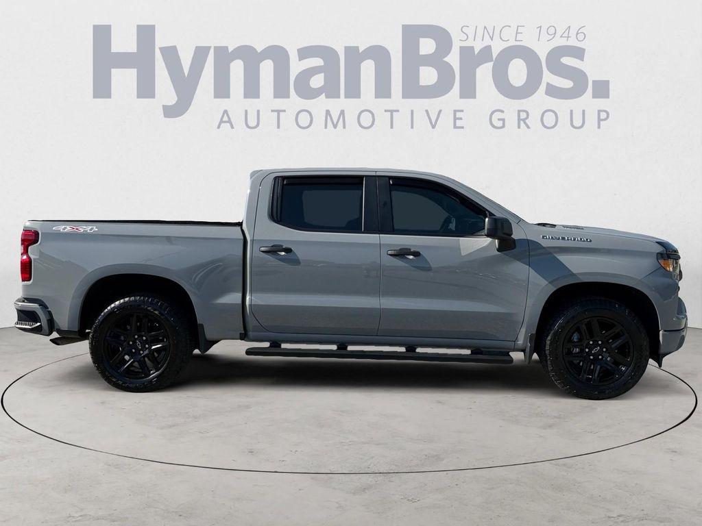 used 2025 Chevrolet Silverado 1500 car, priced at $37,995