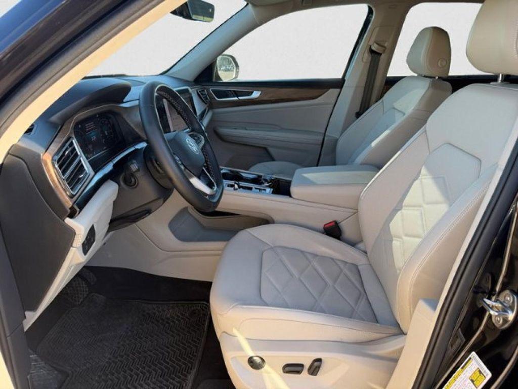 used 2024 Volkswagen Atlas car, priced at $36,995