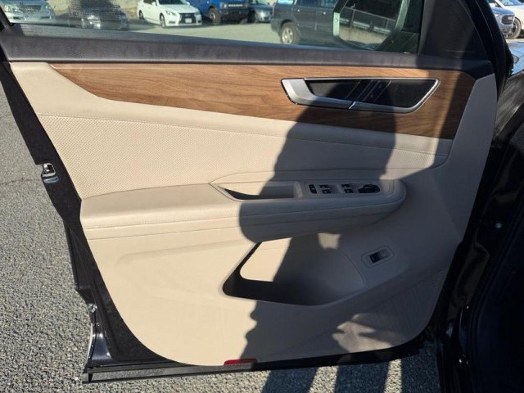 used 2024 Volkswagen Atlas car, priced at $36,995