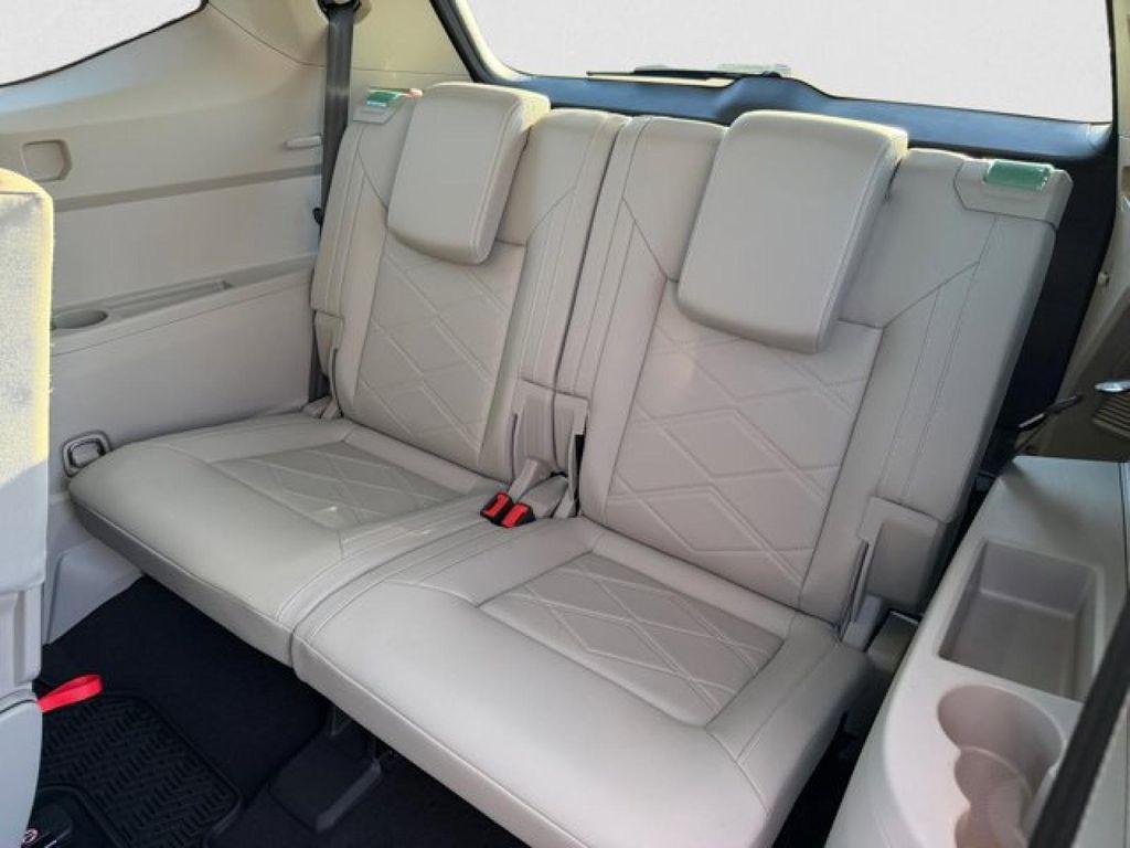 used 2024 Volkswagen Atlas car, priced at $36,995