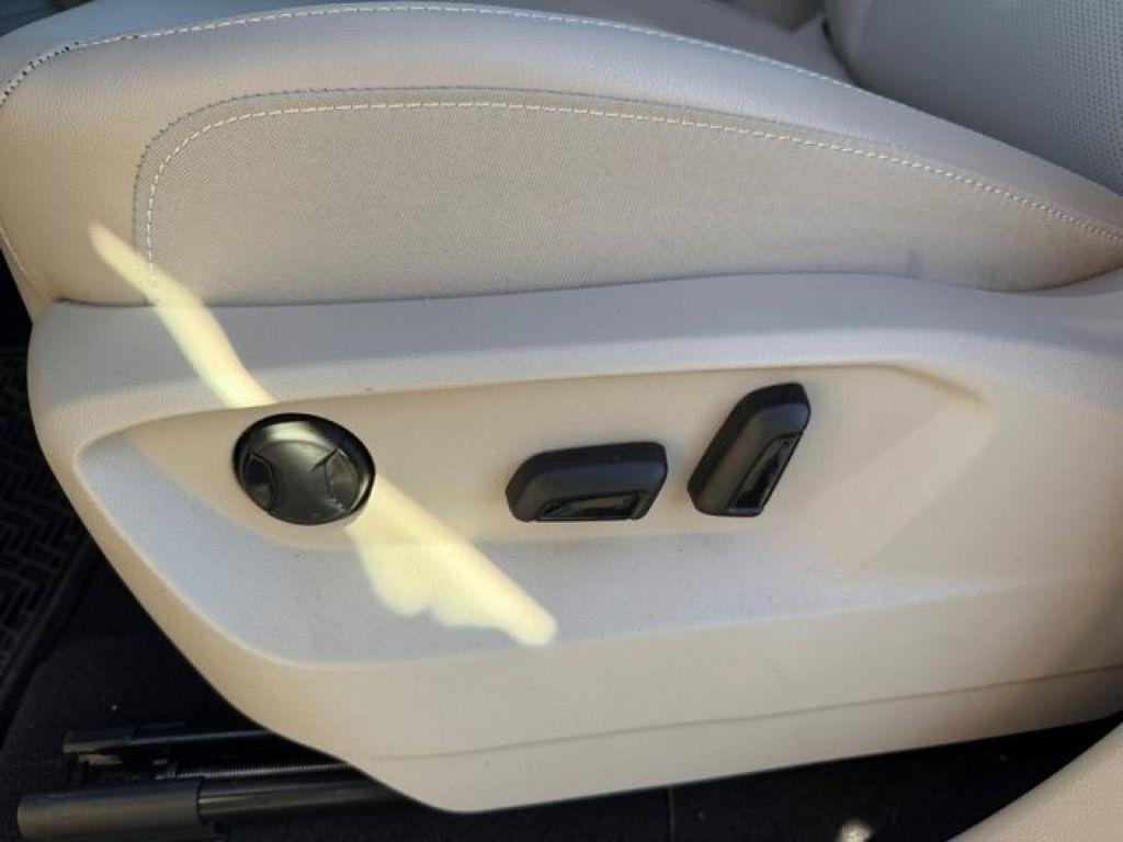 used 2024 Volkswagen Atlas car, priced at $36,995