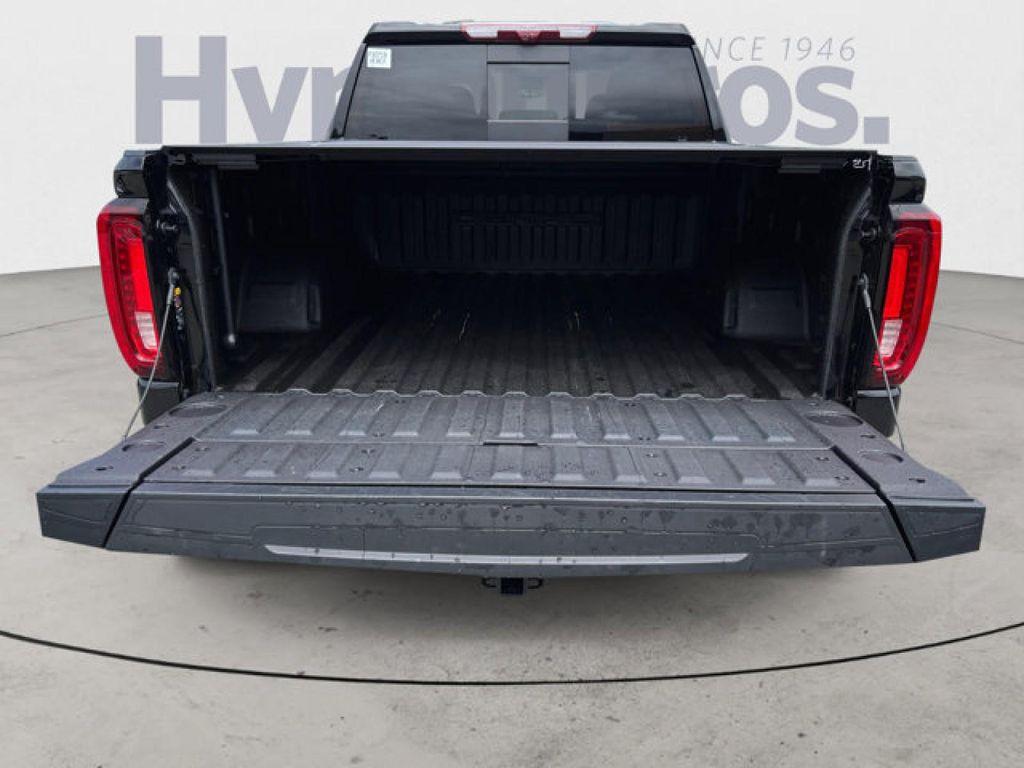 used 2023 GMC Sierra 1500 car, priced at $60,995