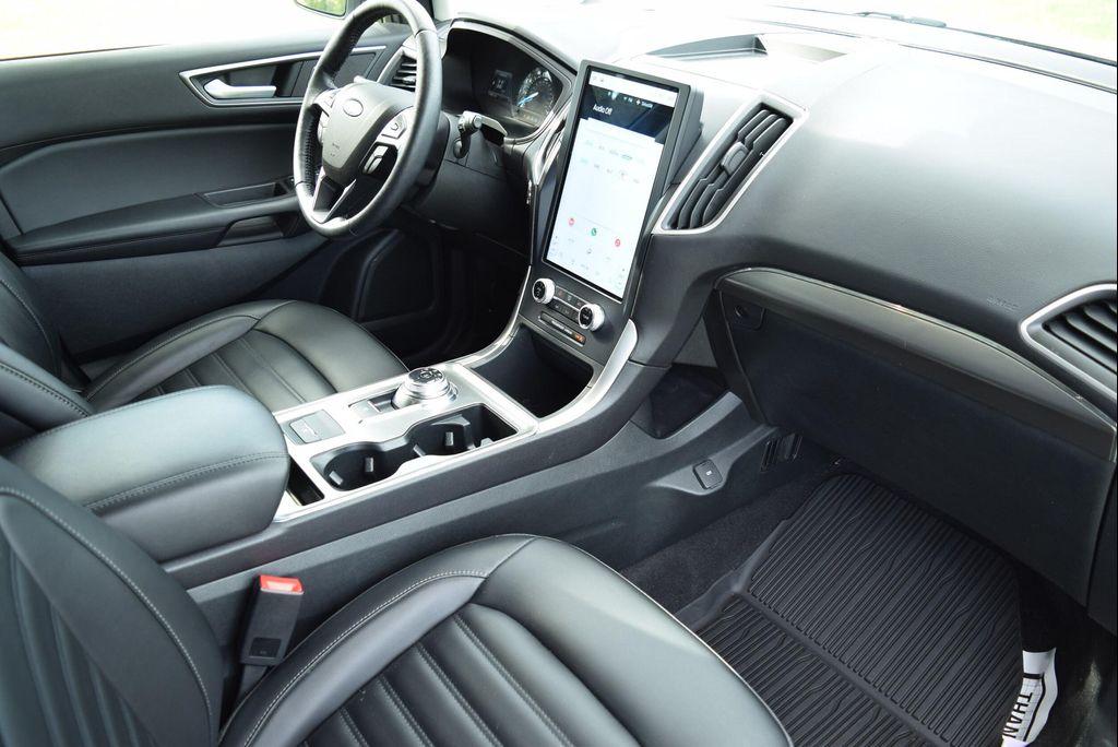 used 2022 Ford Edge car, priced at $27,500