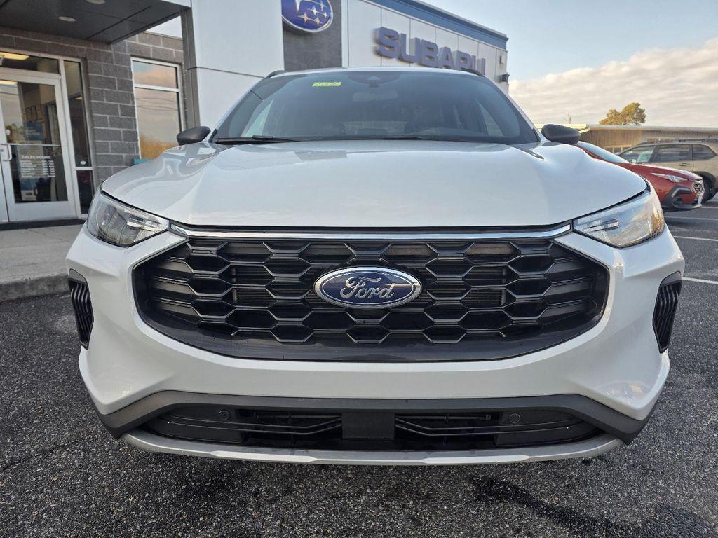 used 2025 Ford Escape car, priced at $21,500