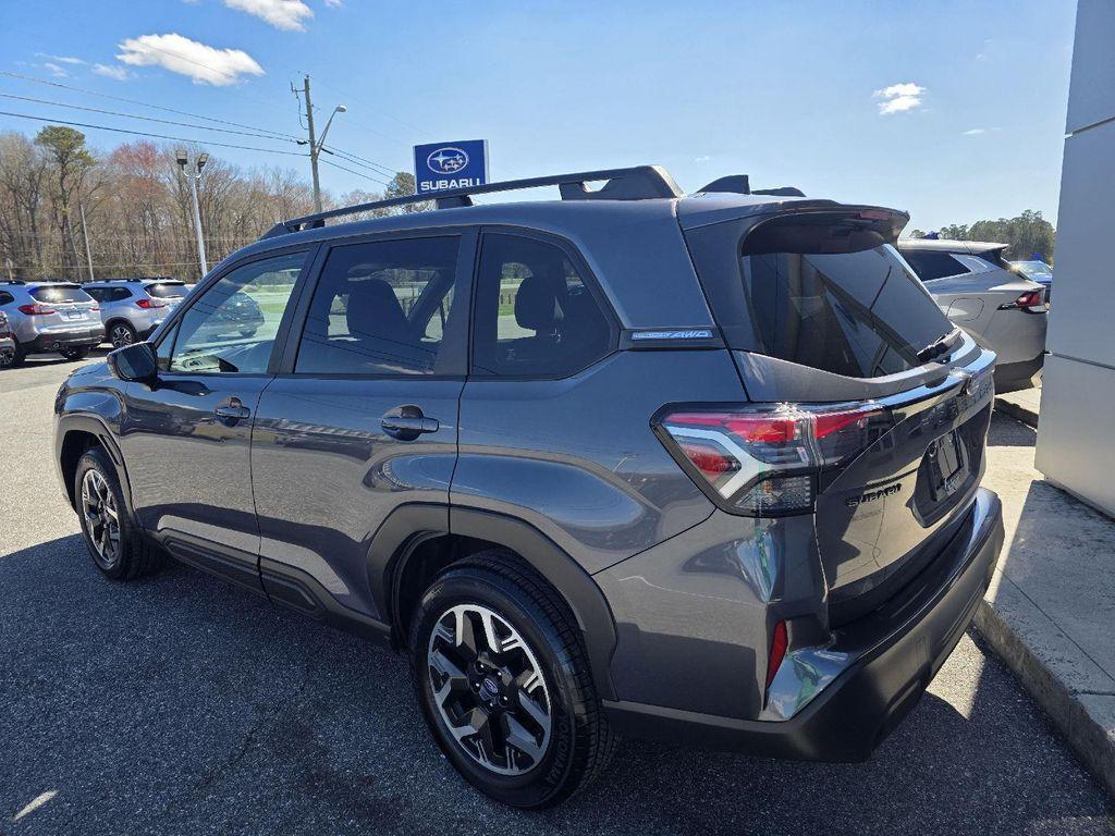 used 2025 Subaru Forester car, priced at $28,500