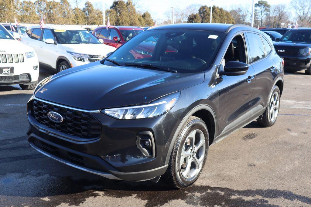used 2025 Ford Escape car, priced at $24,840