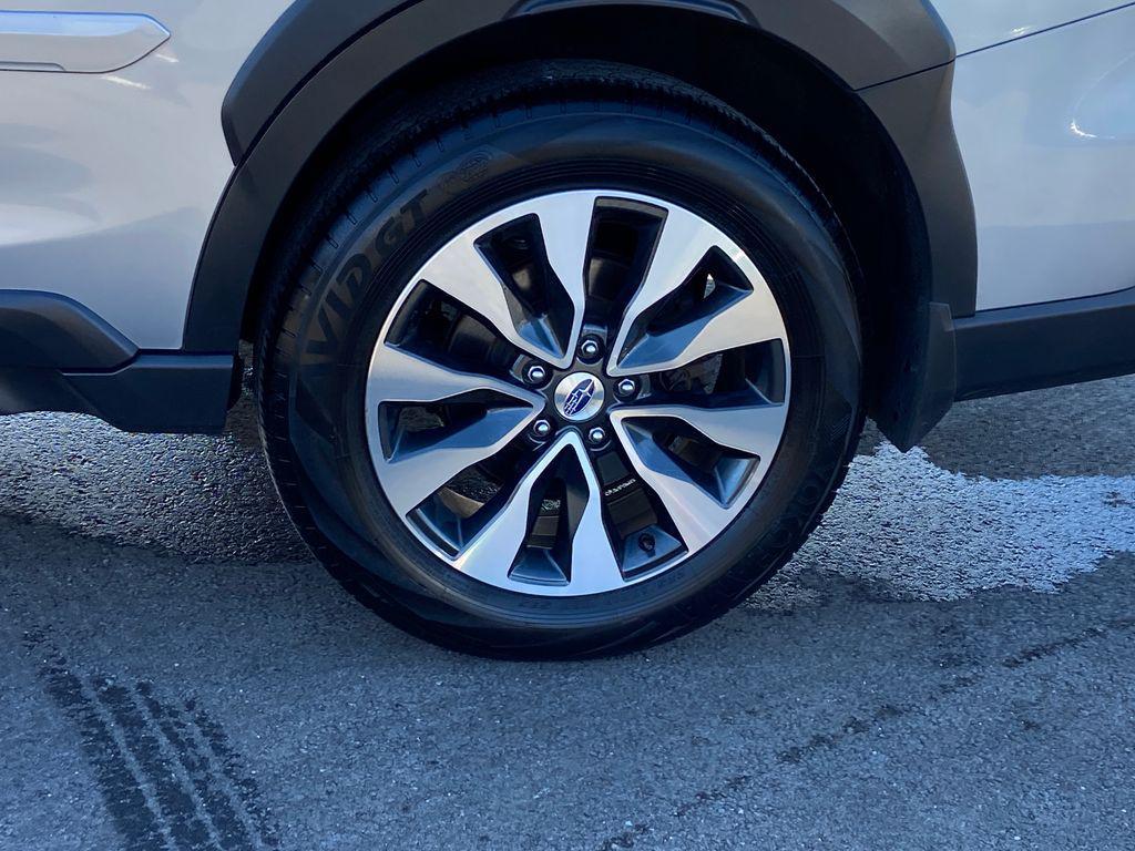 used 2023 Subaru Outback car, priced at $29,212