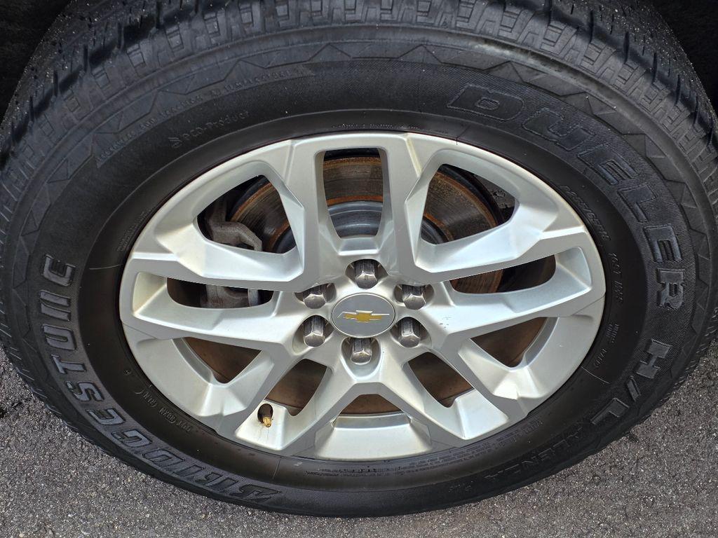 used 2019 Chevrolet Traverse car, priced at $14,160