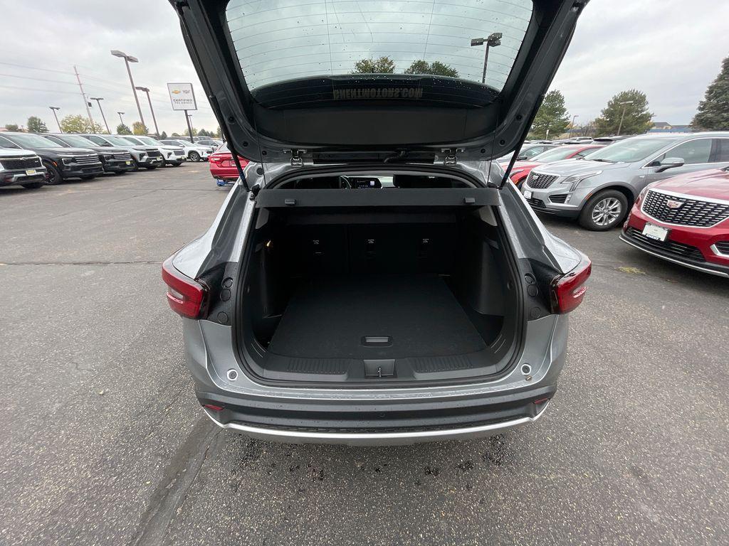 new 2025 Chevrolet Trax car, priced at $24,299