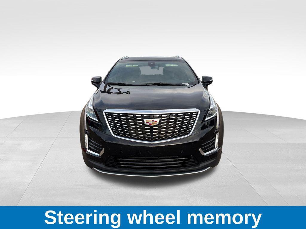used 2025 Cadillac XT5 car, priced at $37,427