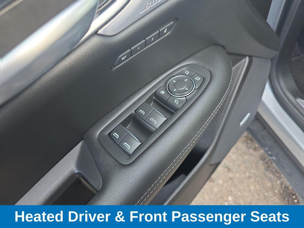 used 2025 Cadillac XT5 car, priced at $37,631