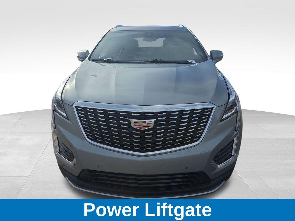 used 2025 Cadillac XT5 car, priced at $37,631