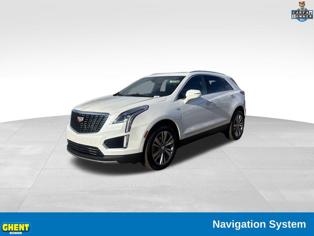 used 2025 Cadillac XT5 car, priced at $37,130