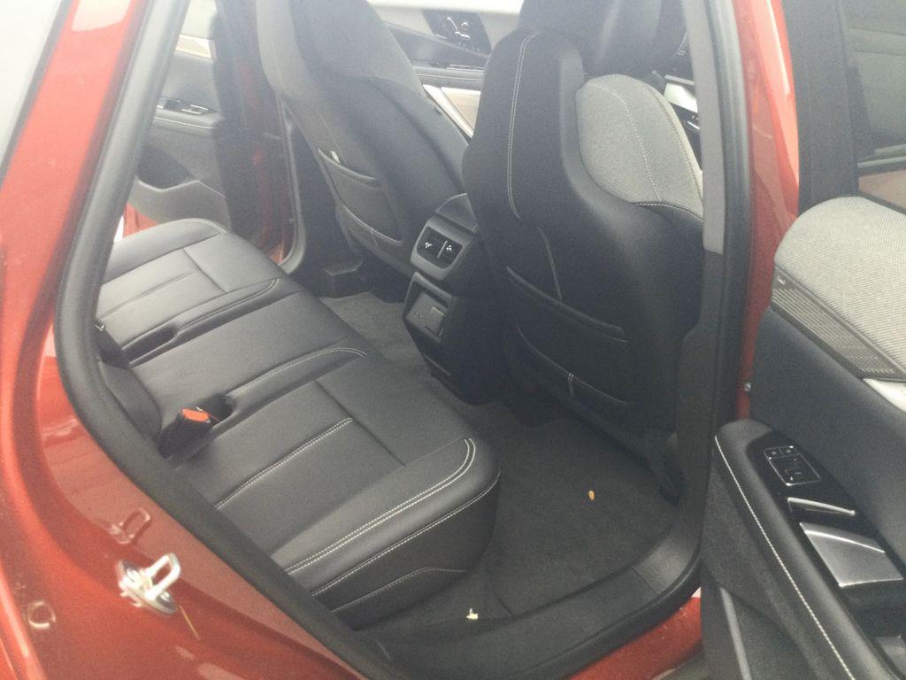 new 2025 Chevrolet Traverse car, priced at $42,851