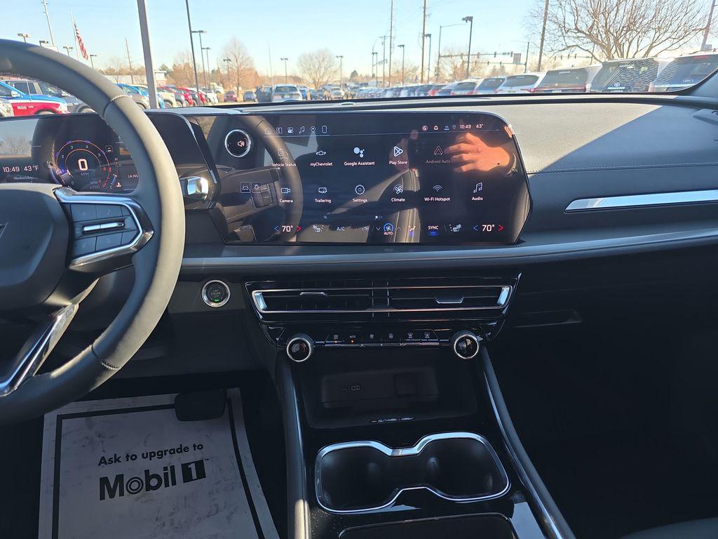 new 2026 Chevrolet Traverse car, priced at $50,005