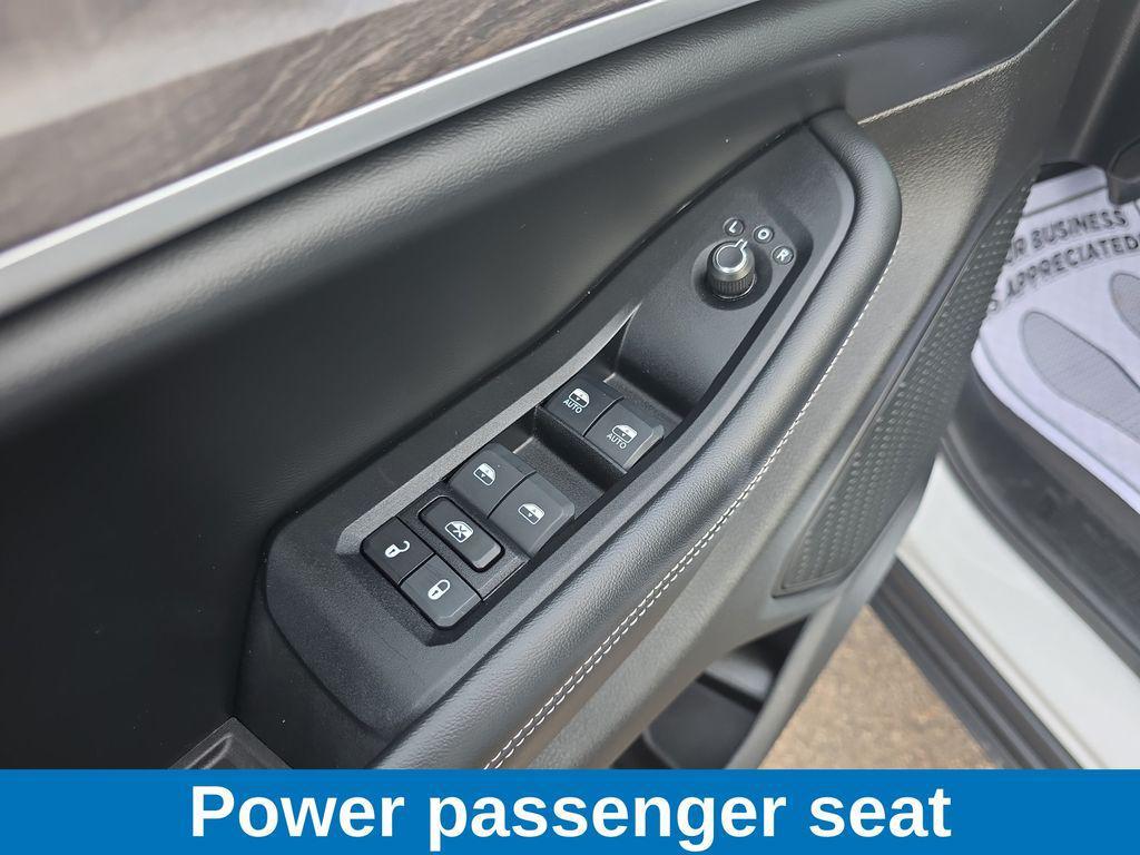 used 2024 Jeep Grand Cherokee car, priced at $36,638