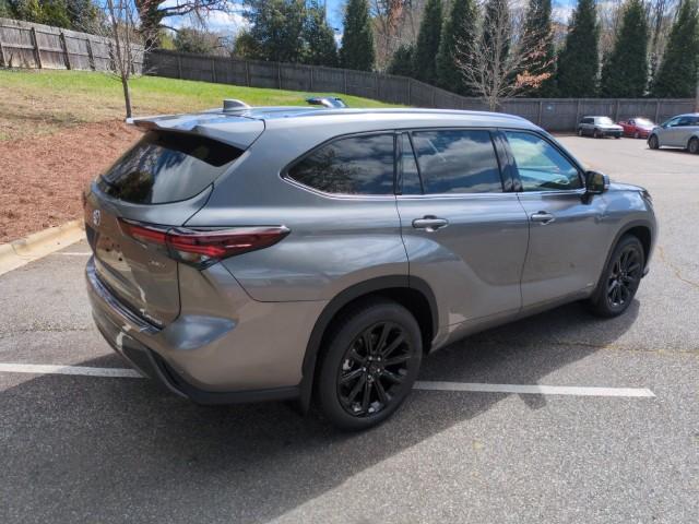 new 2026 Toyota Highlander Hybrid car, priced at $57,135