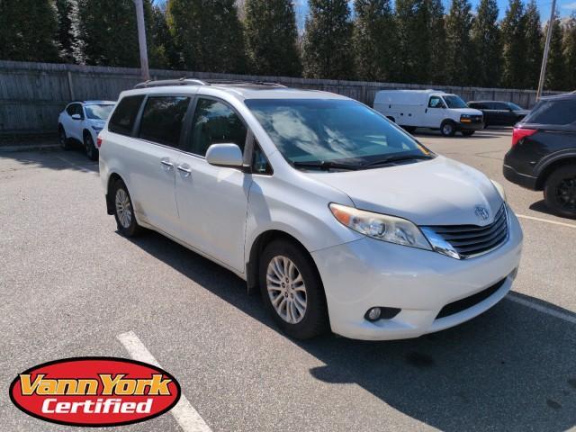 used 2015 Toyota Sienna car, priced at $15,464