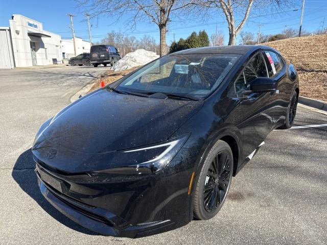 new 2026 Toyota Prius Plug-In Hybrid car, priced at $40,111