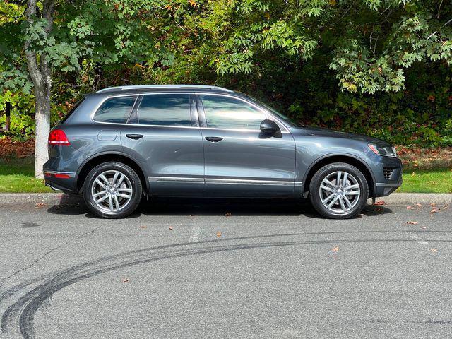 used 2015 Volkswagen Touareg car, priced at $14,950