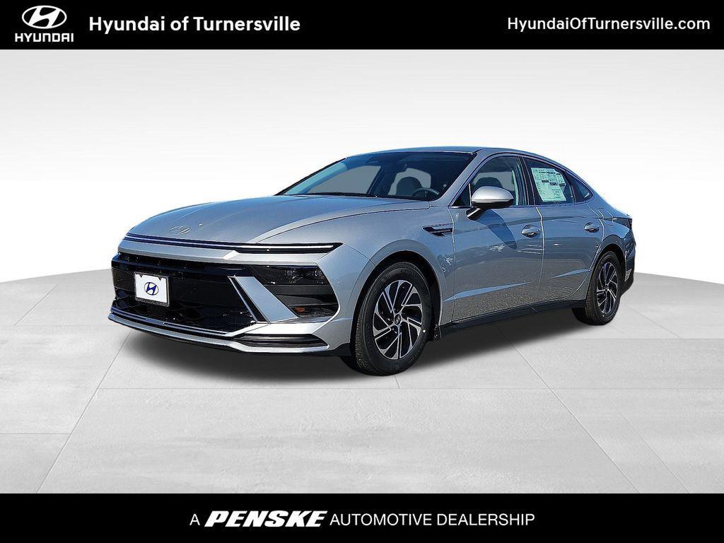 new 2026 Hyundai Sonata Hybrid car, priced at $30,850