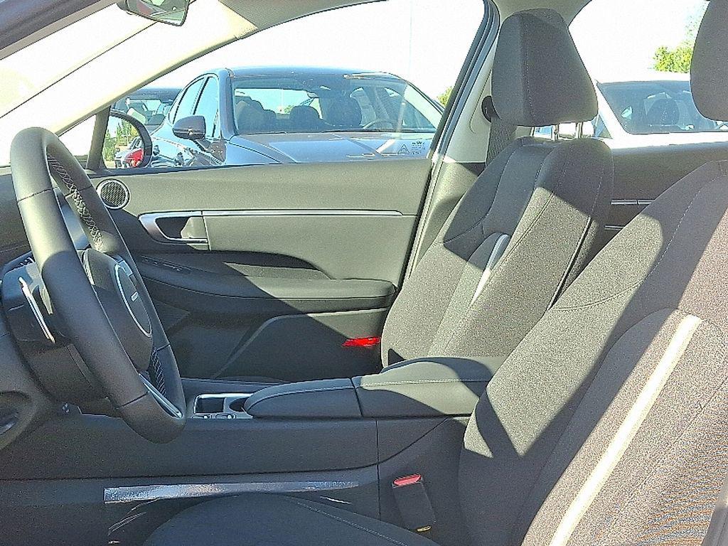 new 2026 Hyundai Sonata Hybrid car, priced at $34,685