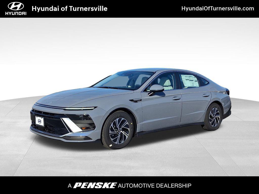 new 2026 Hyundai Sonata Hybrid car, priced at $30,890