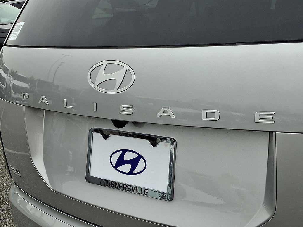 new 2026 Hyundai Palisade Hybrid car, priced at $61,070