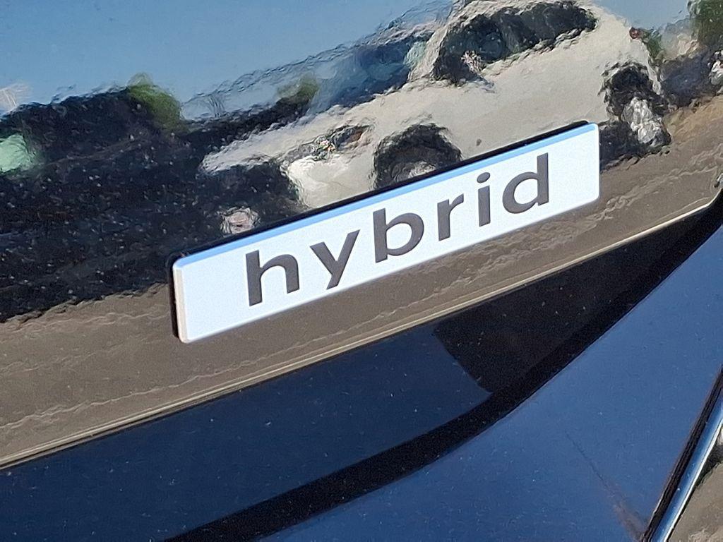 used 2025 Hyundai ELANTRA HEV car, priced at $29,884
