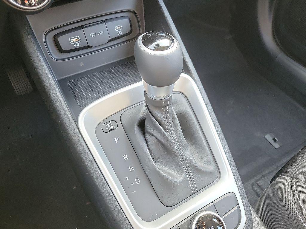 new 2025 Hyundai Venue car, priced at $24,315