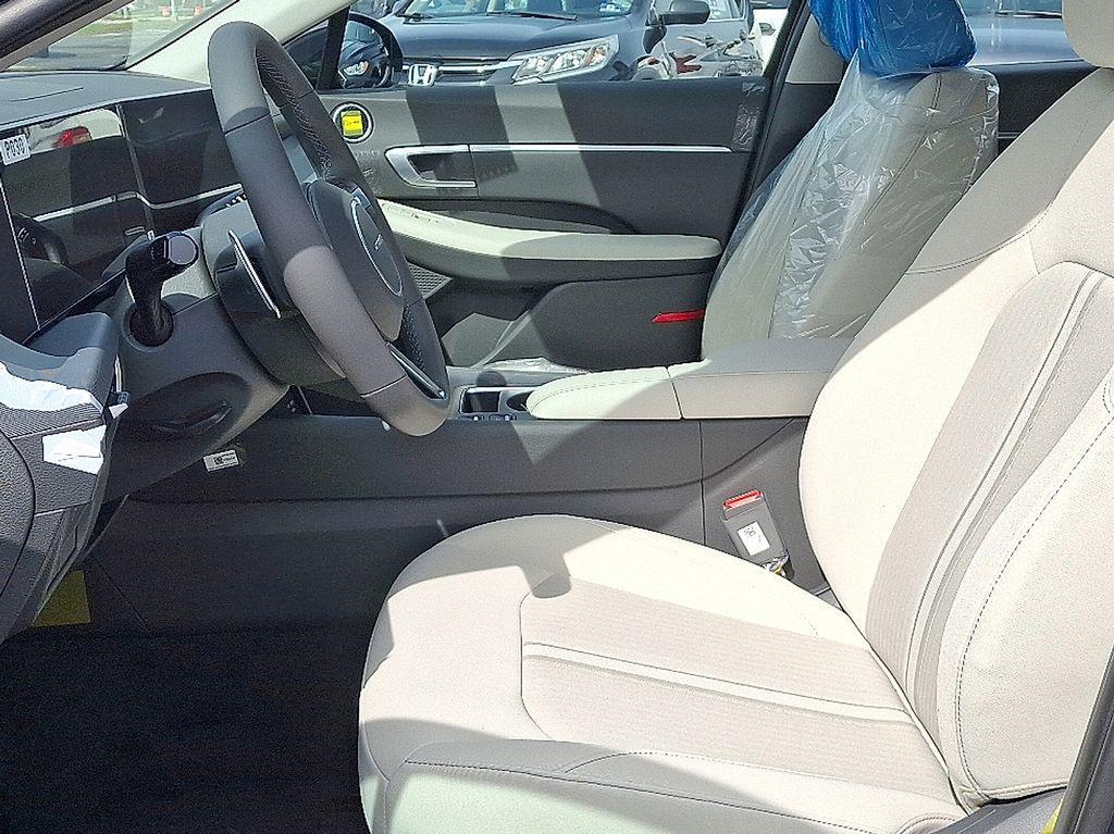 new 2026 Hyundai Sonata car, priced at $30,795