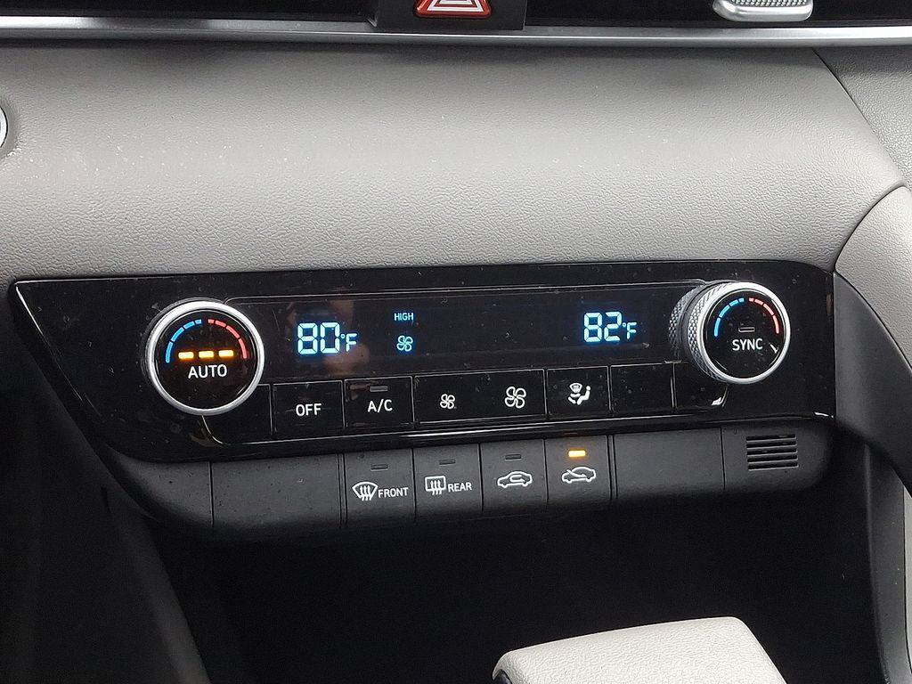 used 2023 Hyundai Elantra car, priced at $19,384