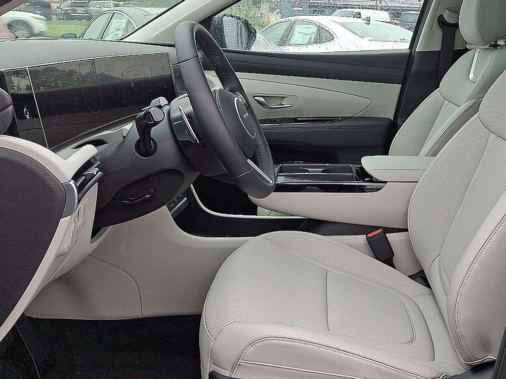new 2025 Hyundai TUCSON Hybrid car, priced at $43,355