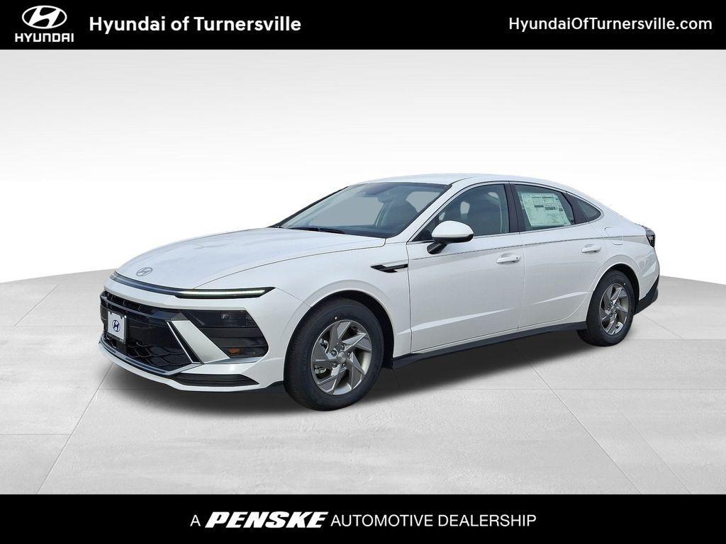 used 2025 Hyundai Sonata car, priced at $29,747