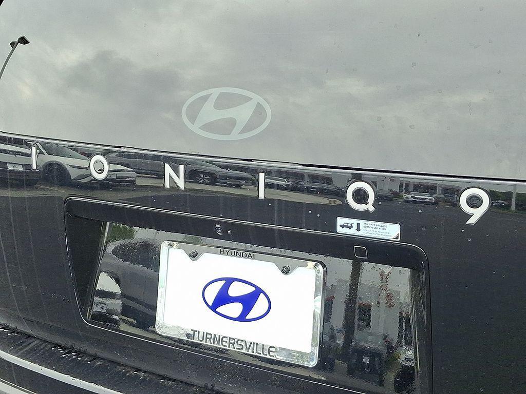 new 2026 Hyundai IONIQ 9 car, priced at $65,440