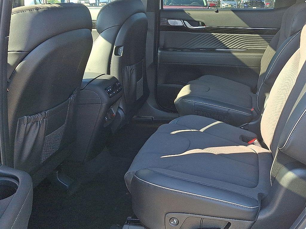 new 2025 Hyundai Palisade car, priced at $57,255