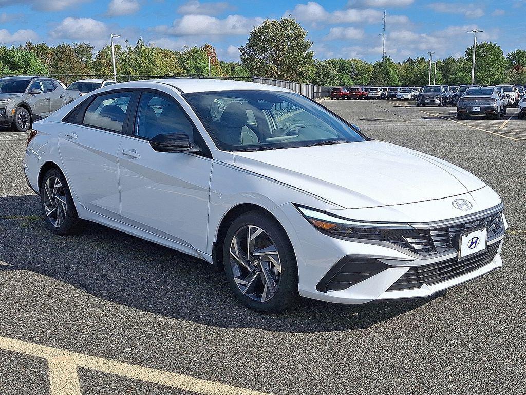 new 2025 Hyundai Elantra car, priced at $25,635