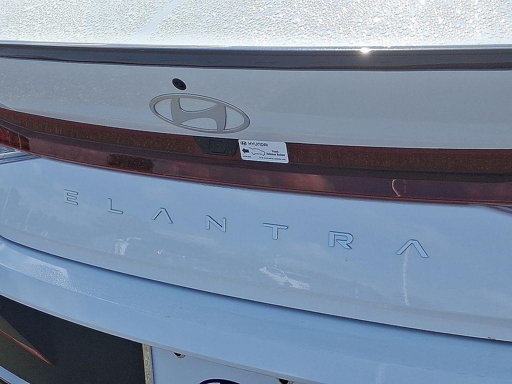 new 2025 Hyundai Elantra car, priced at $25,635