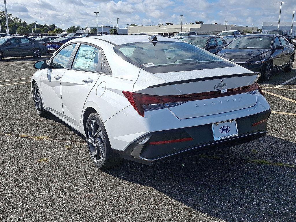new 2025 Hyundai Elantra car, priced at $25,635