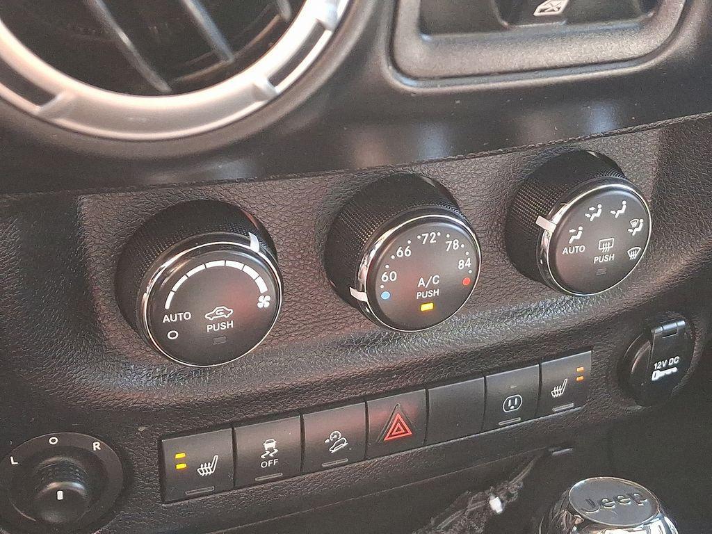 used 2013 Jeep Wrangler Unlimited car, priced at $15,213