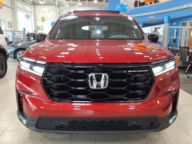 used 2025 Honda Pilot car, priced at $50,980