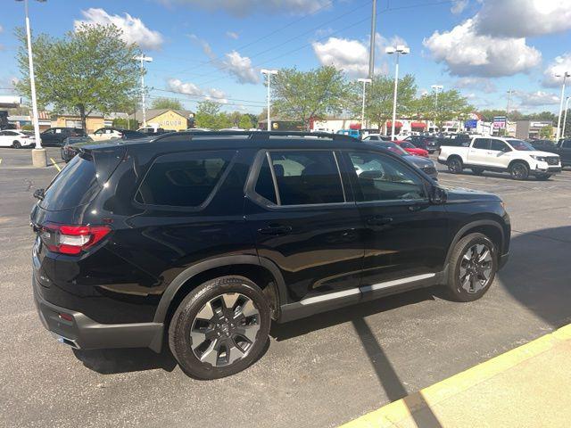 new 2026 Honda Pilot car, priced at $52,652