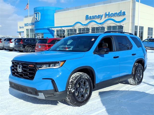 used 2025 Honda Pilot car, priced at $47,980