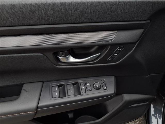 used 2025 Honda CR-V Hybrid car, priced at $37,980