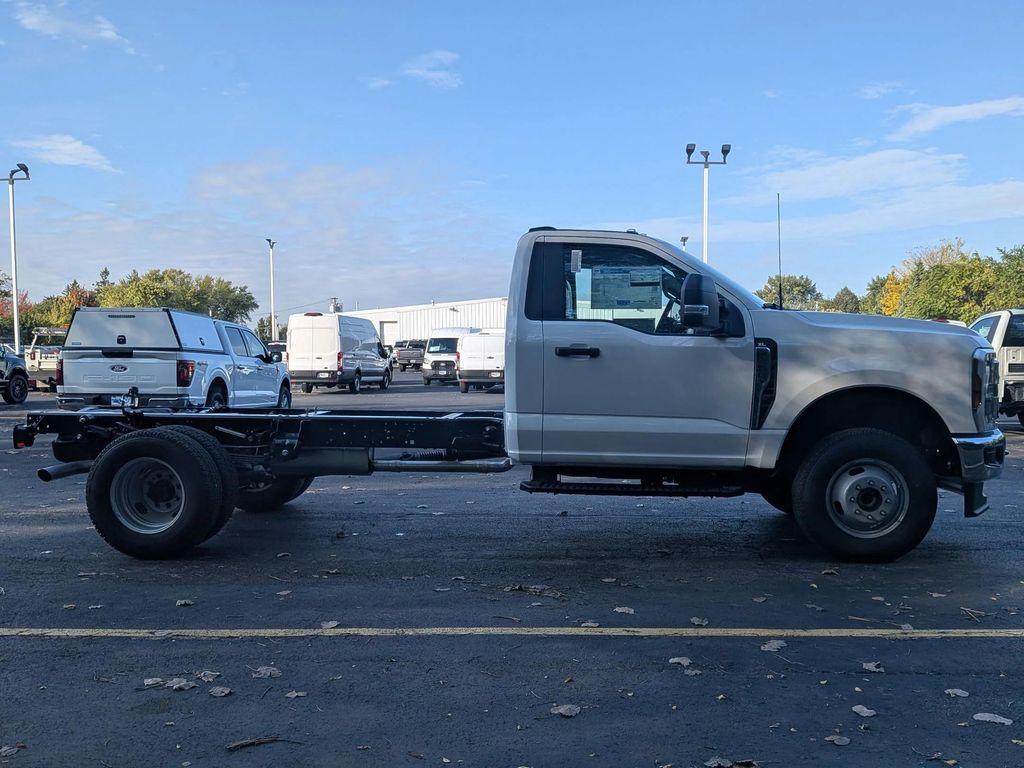 new 2026 Ford F-350 car, priced at $60,615