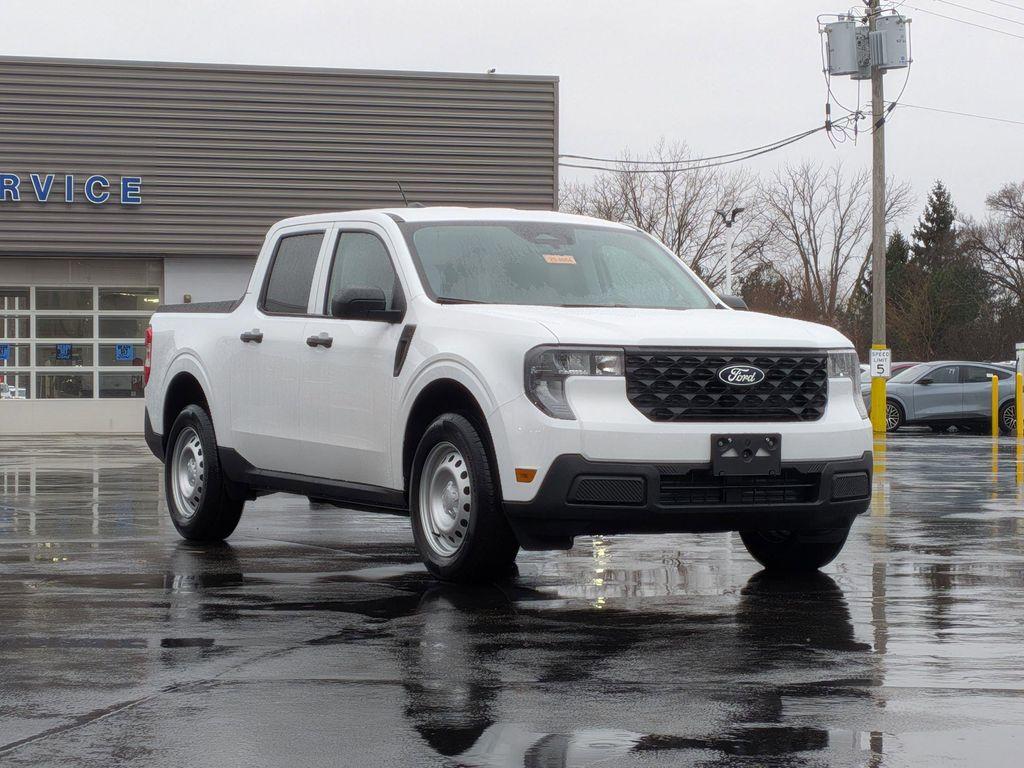new 2025 Ford Maverick car, priced at $31,333