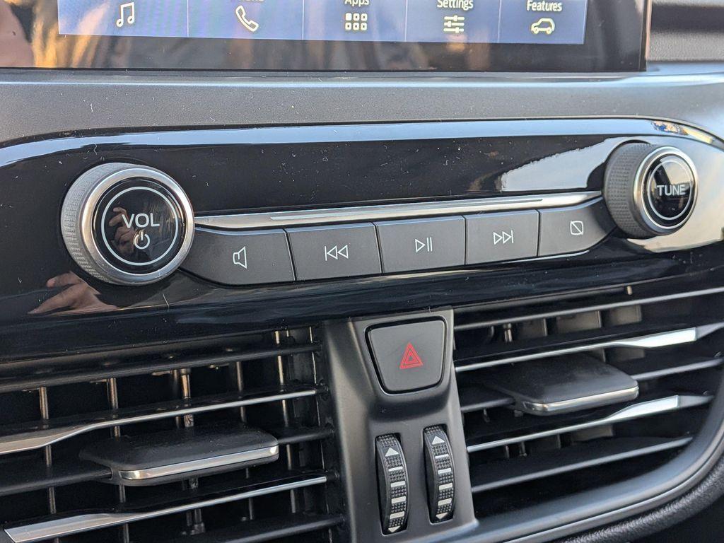 new 2026 Ford Escape car, priced at $31,103